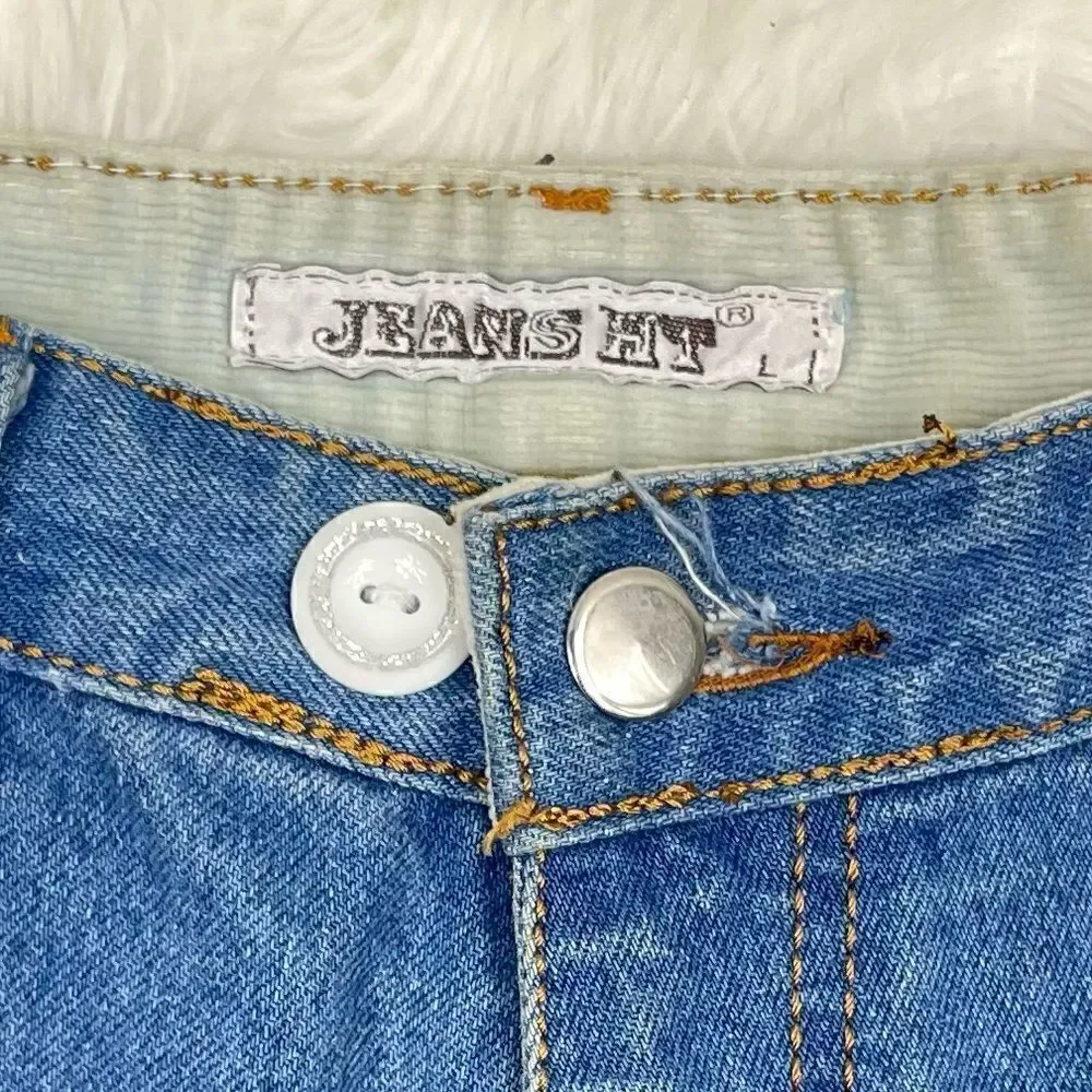 Jeans HT | embroiderer shorts ,distressed blue denim daisy Dukes 28